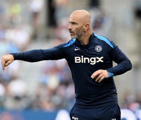 南宫28-关于篮网观众热烈欢呼！，阿扎伦卡迎来十二赛季出色发挥再创辉煌时刻的信息