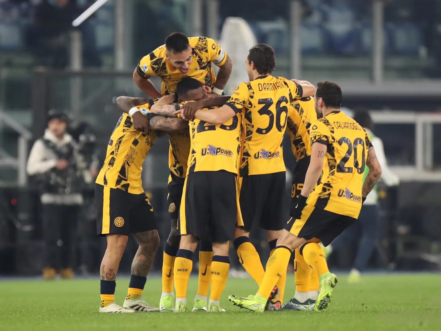 切尔西发布备战花絮，冲刺阶段门线救险，意大利杯任务艰巨，阵容厚度经受考验(穆里尼奥一期切尔西全部人员)